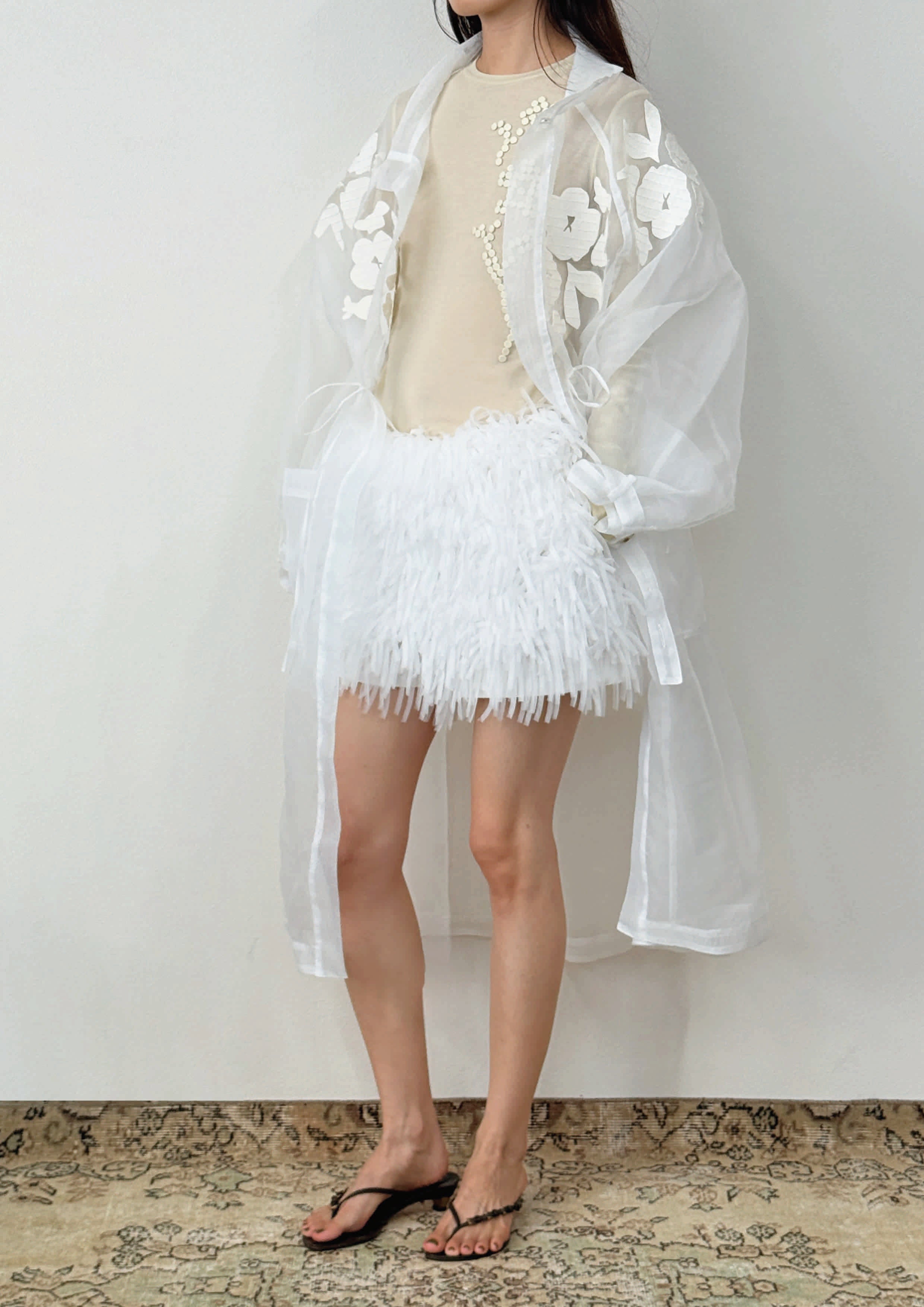 トップス RIV NOBUHIKO AMY EMBROIDERY TOP WHITE トップス RIV NOBUHIKO AMY EMBROIDERY TOP WHITE RIV NOBUHIKO（リブ