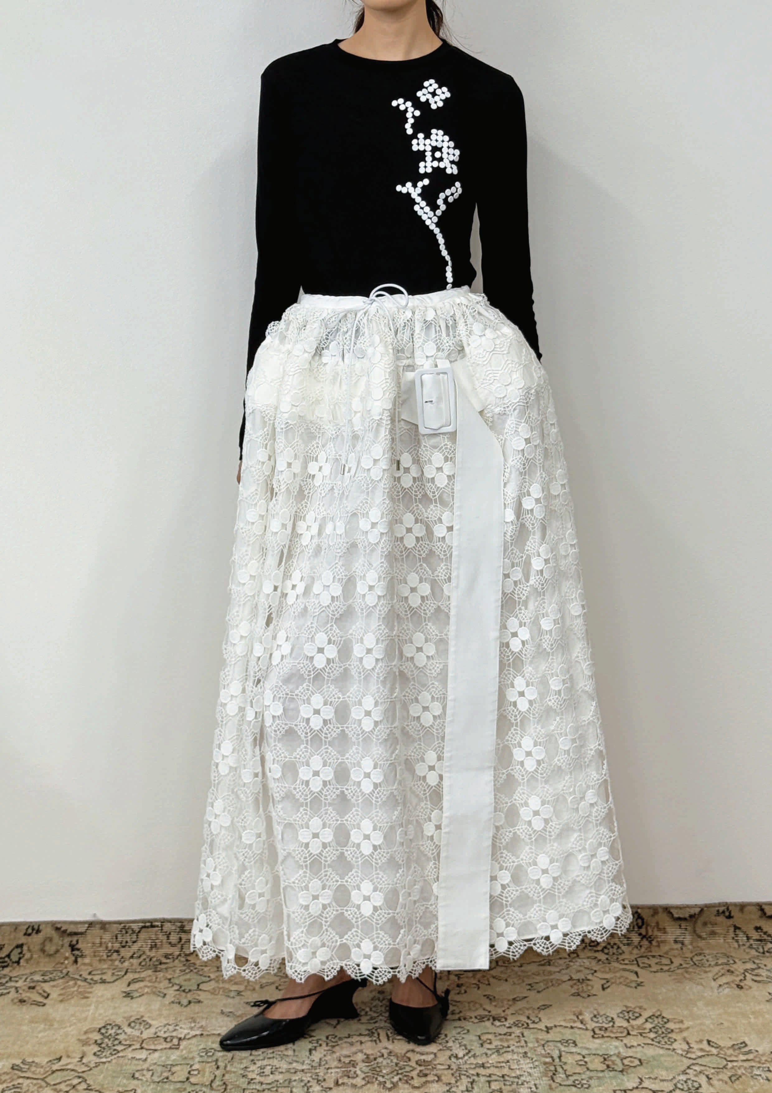 トップス RIV NOBUHIKO AMY EMBROIDERY TOP WHITE RIV NOBUHIKO（リブ ノブヒコ）AMY EMBROIDERY TOP ビーズ刺繍